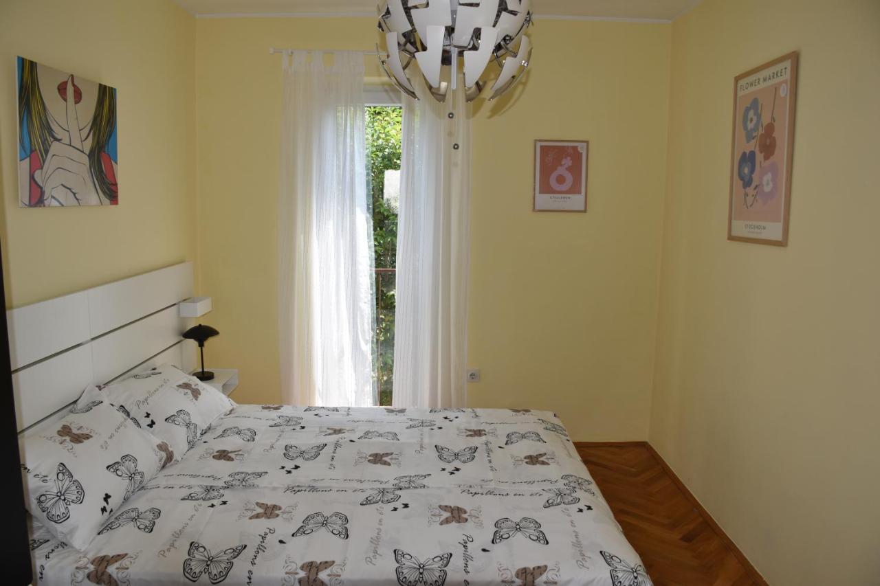 Appartamento Apartman Tina Porec Esterno foto