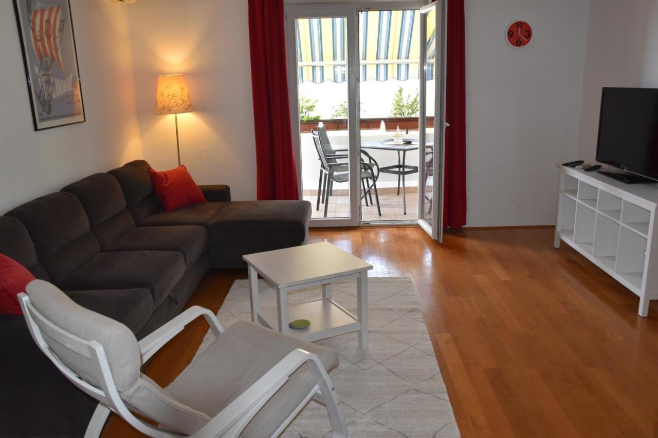 Appartamento Apartman Tina Porec Esterno foto