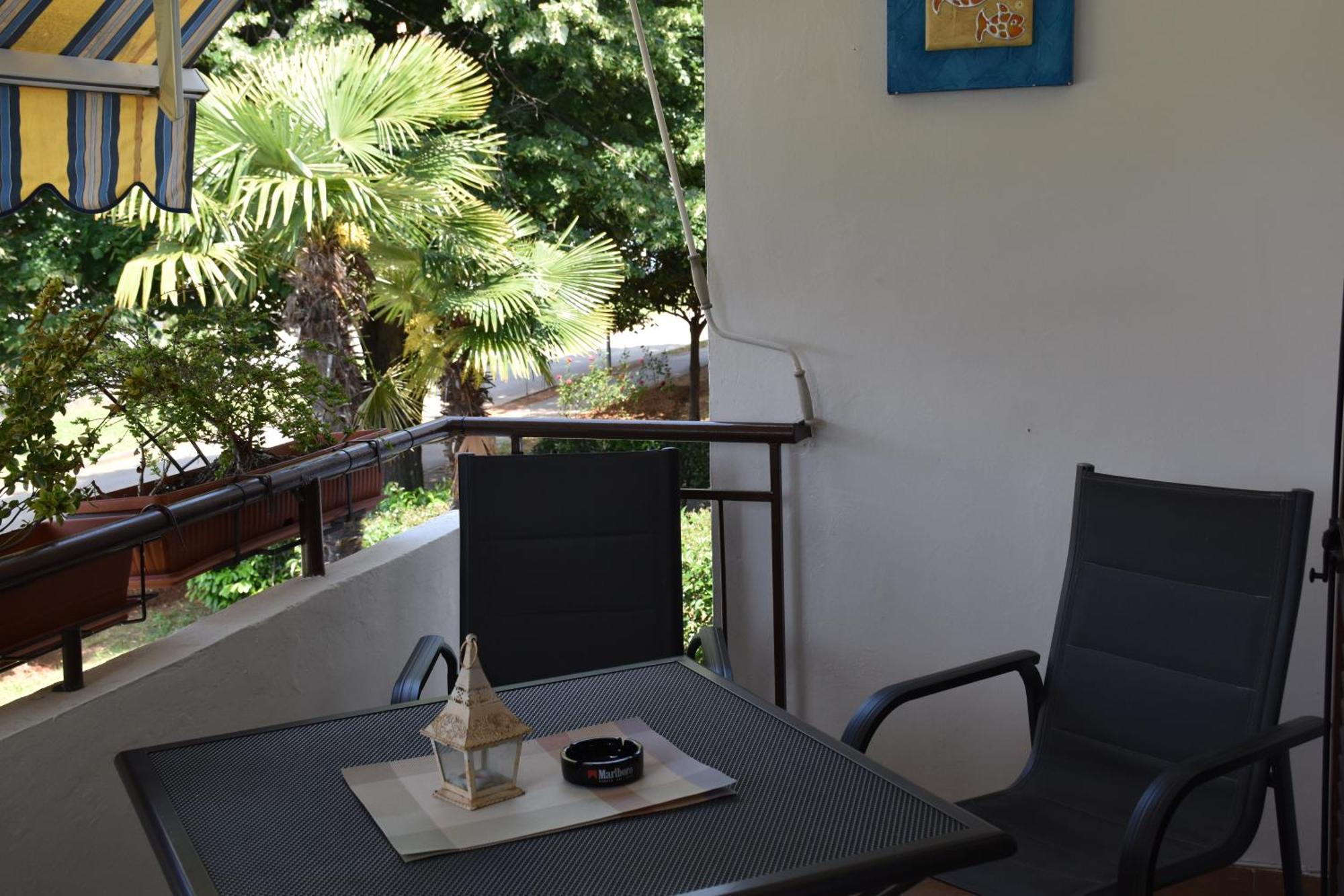 Appartamento Apartman Tina Porec Esterno foto